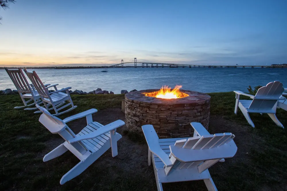 adirondack chairs fire pit